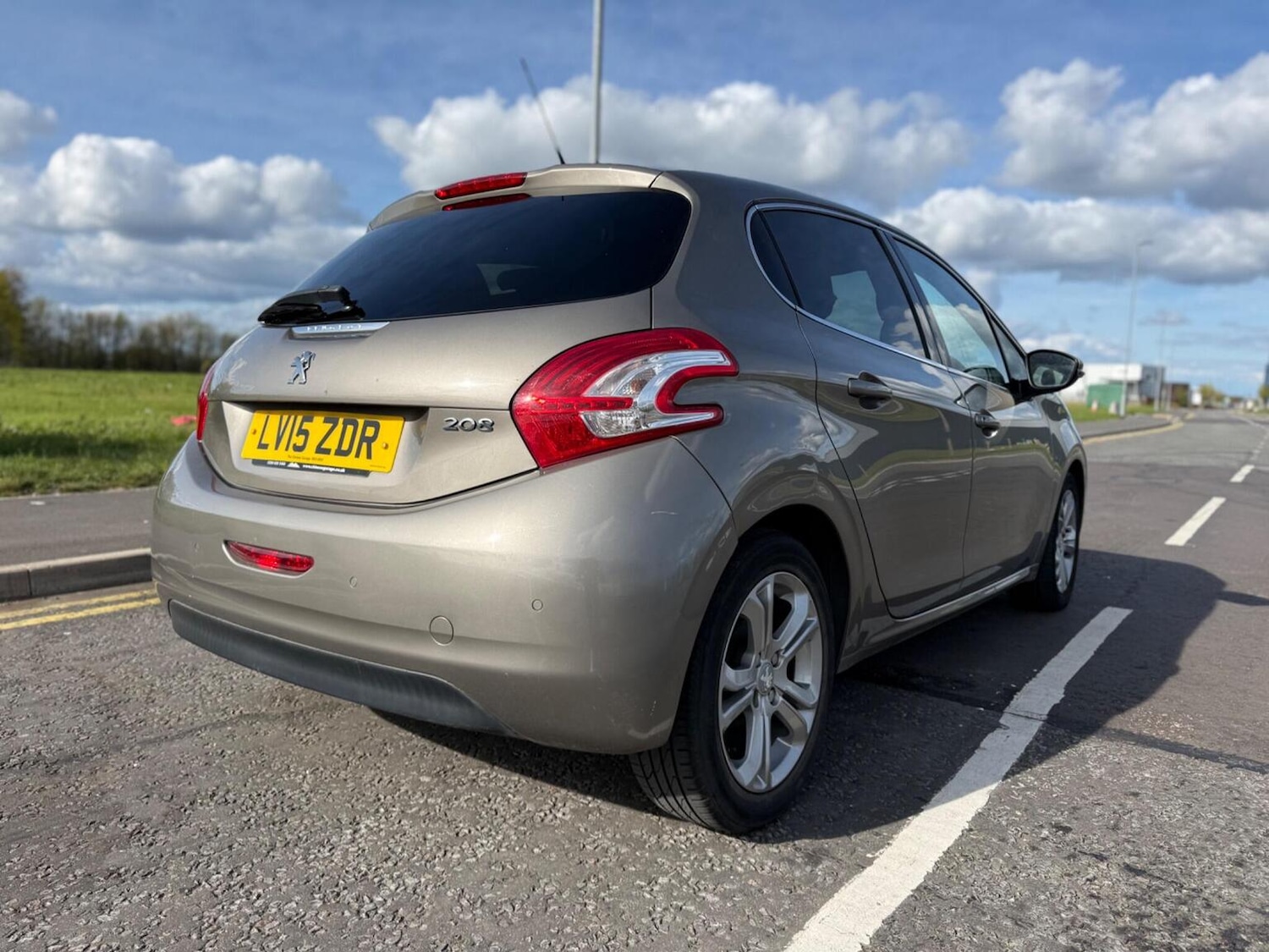 Used Peugeot 208 2015 for sale - 78141075: Photo 7