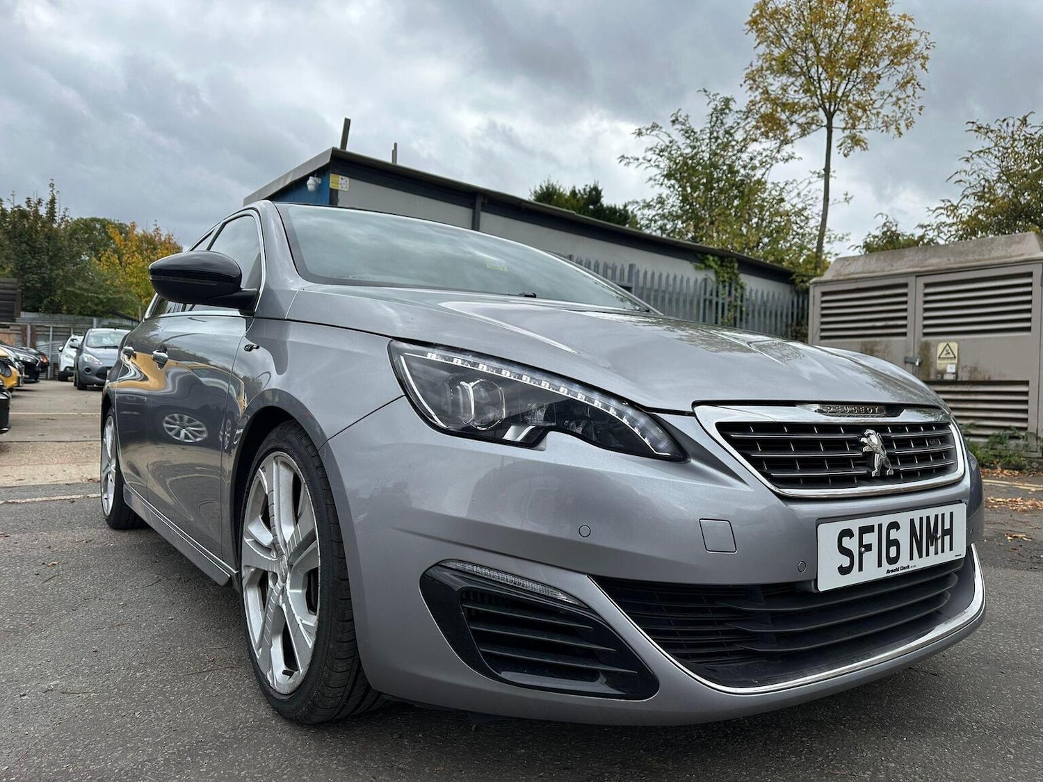 Used Peugeot 308 2016 for sale - 77172999: Photo 5