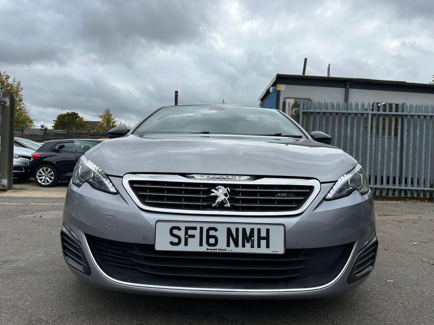 Used Peugeot 308 2016 for sale - 77172999: Photo 9