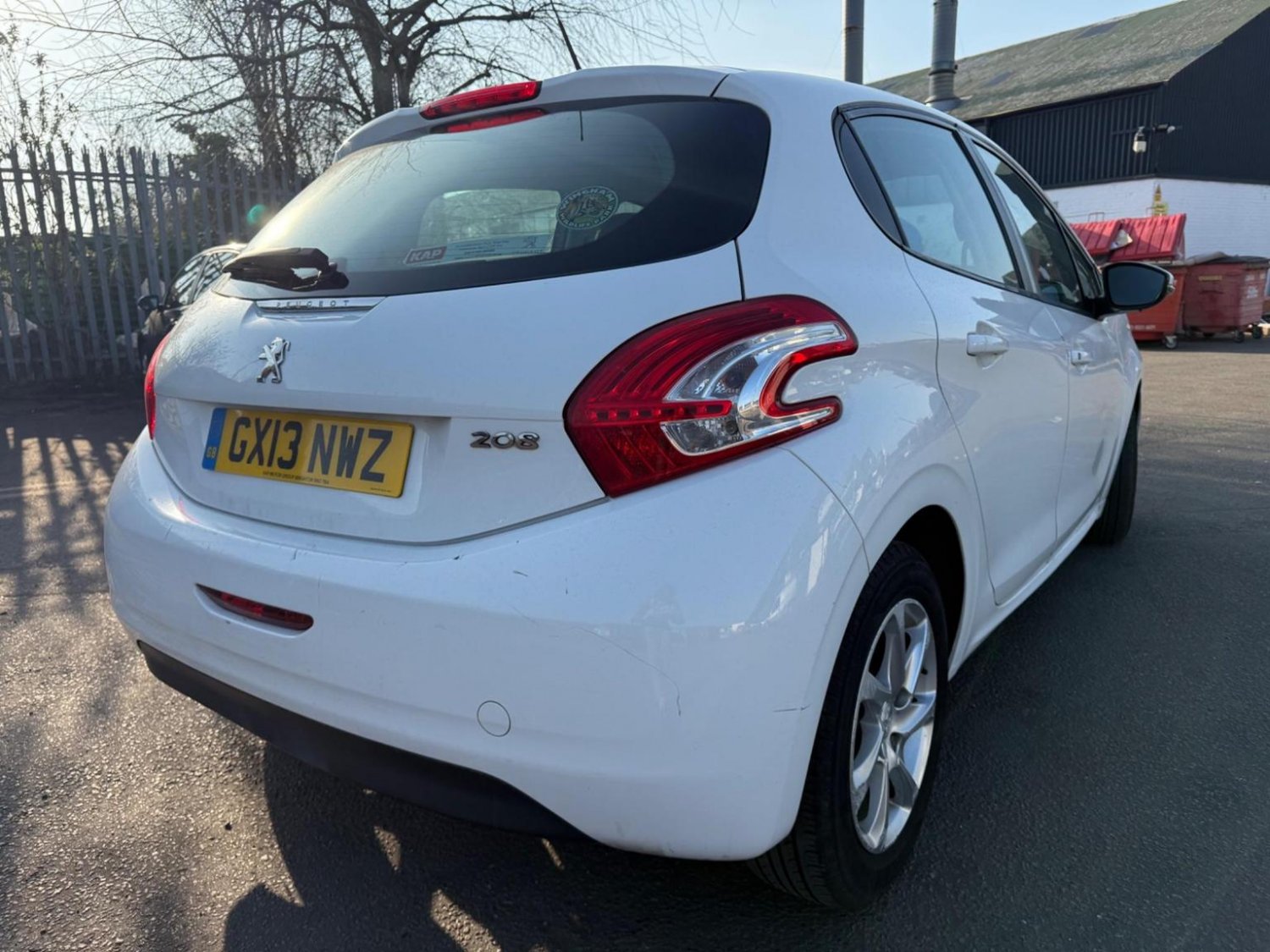 Used Peugeot 208 2013 for sale - 77173094: Photo 16