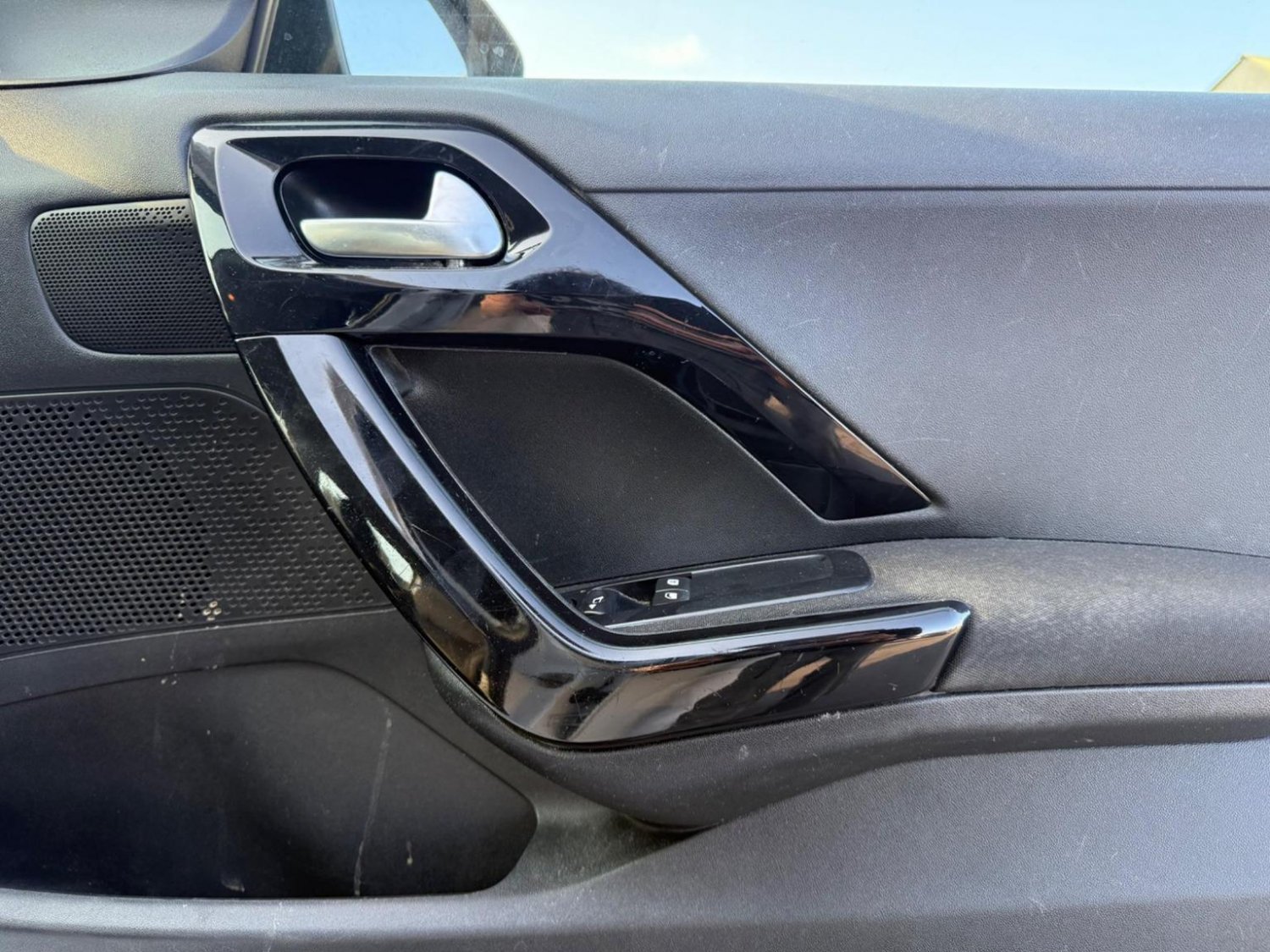 Used Peugeot 208 2013 for sale - 77173094: Photo 34