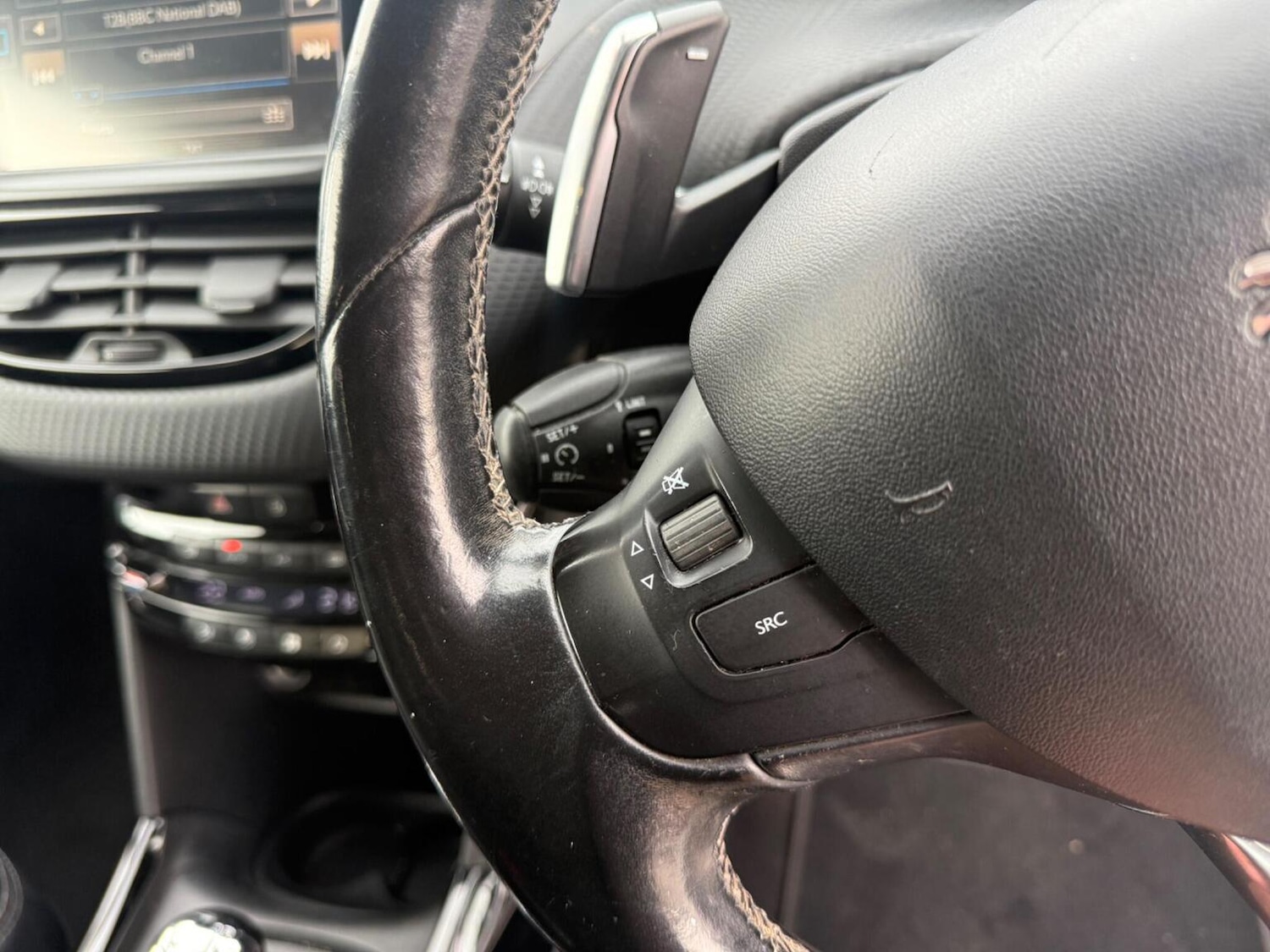 Used Peugeot 2008 2015 for sale - 77709035: Photo 26