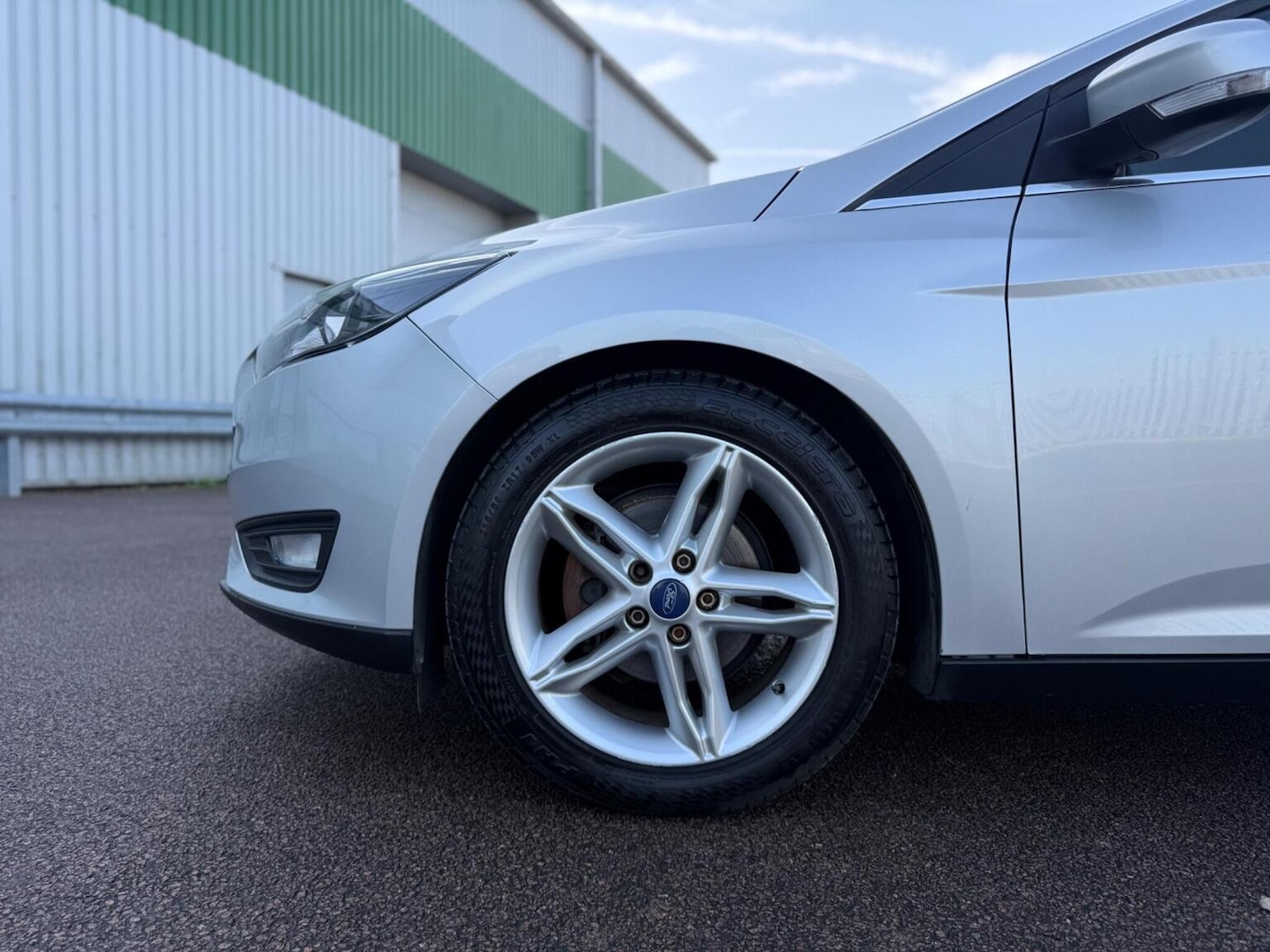 Used Ford Focus 2017 for sale - 77173001: Photo 24