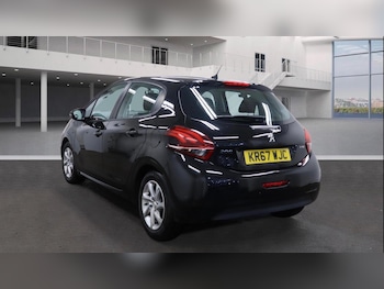 Used Peugeot 208 2017 for sale - 77350116: Photo