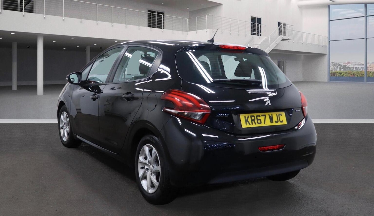 Used Peugeot 208 2017 for sale - 77350116: Photo 4