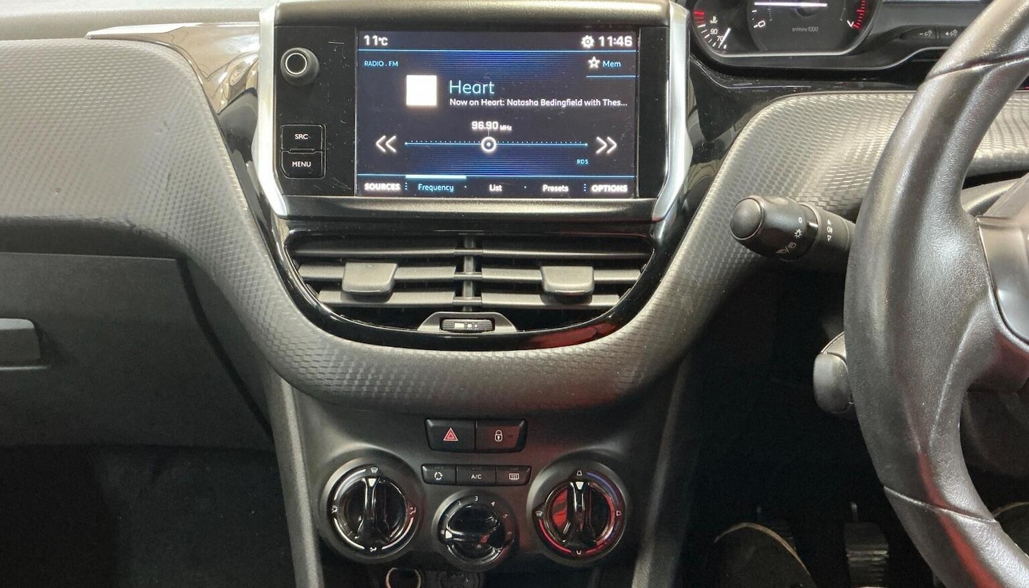 Used Peugeot 208 2017 for sale - 77350116: Photo 8