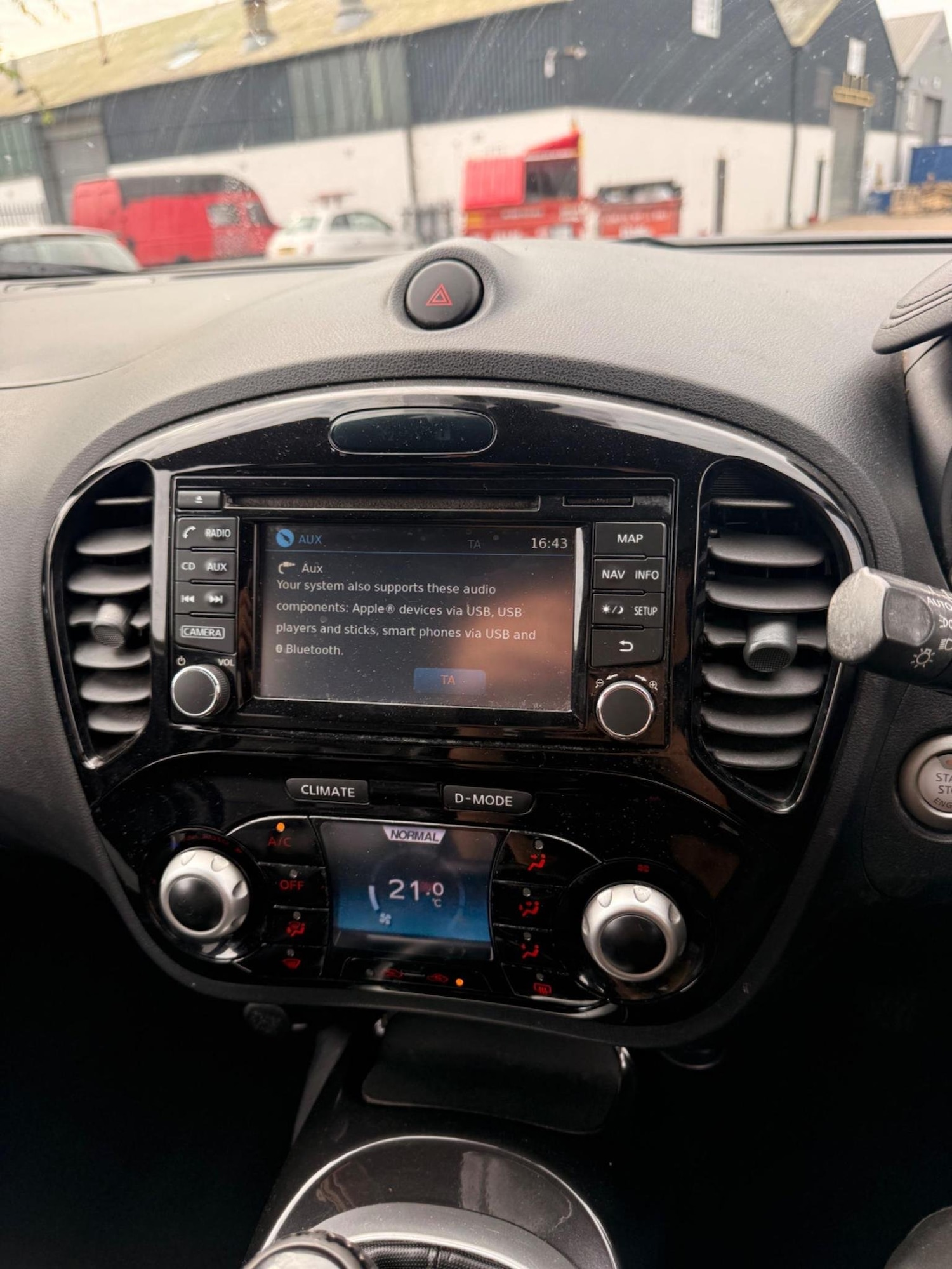 Used Nissan Juke 2016 for sale - 77173059: Photo 28