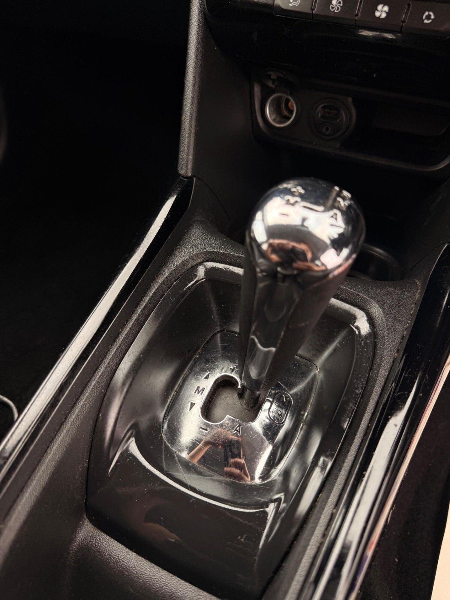 Used Peugeot 2008 2015 for sale - 77173048: Photo 32