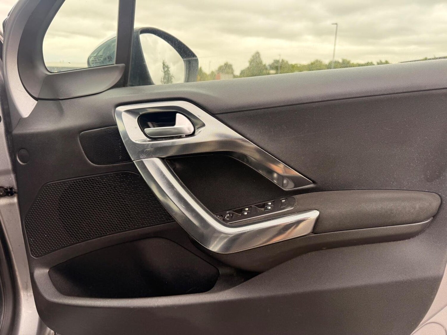 Used Peugeot 2008 2015 for sale - 77173048: Photo 38