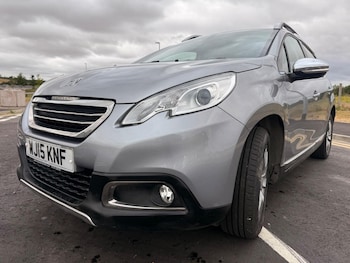 Used Peugeot 2008 2015 for sale - 77173048: Photo