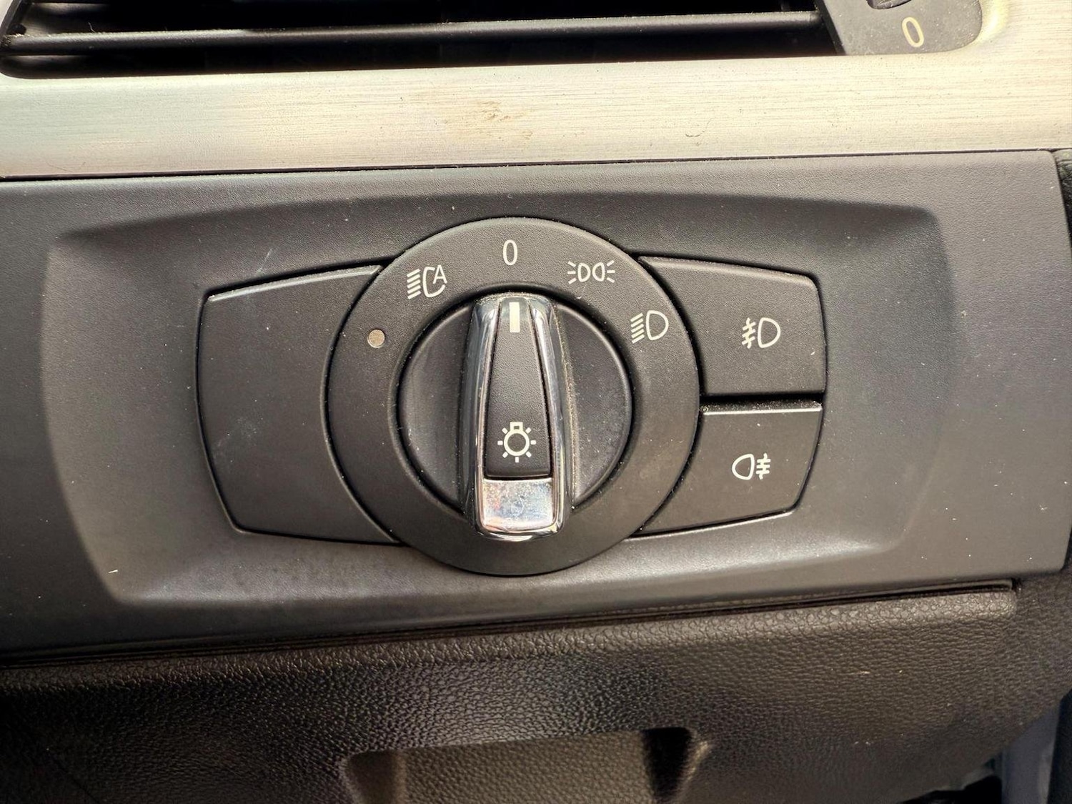 Used BMW 3 Series 2009 for sale - 77189373: Photo 42