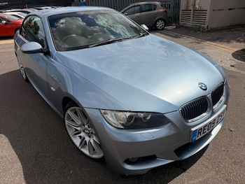 Used BMW 3 Series 2009 for sale - 77189373: Photo
