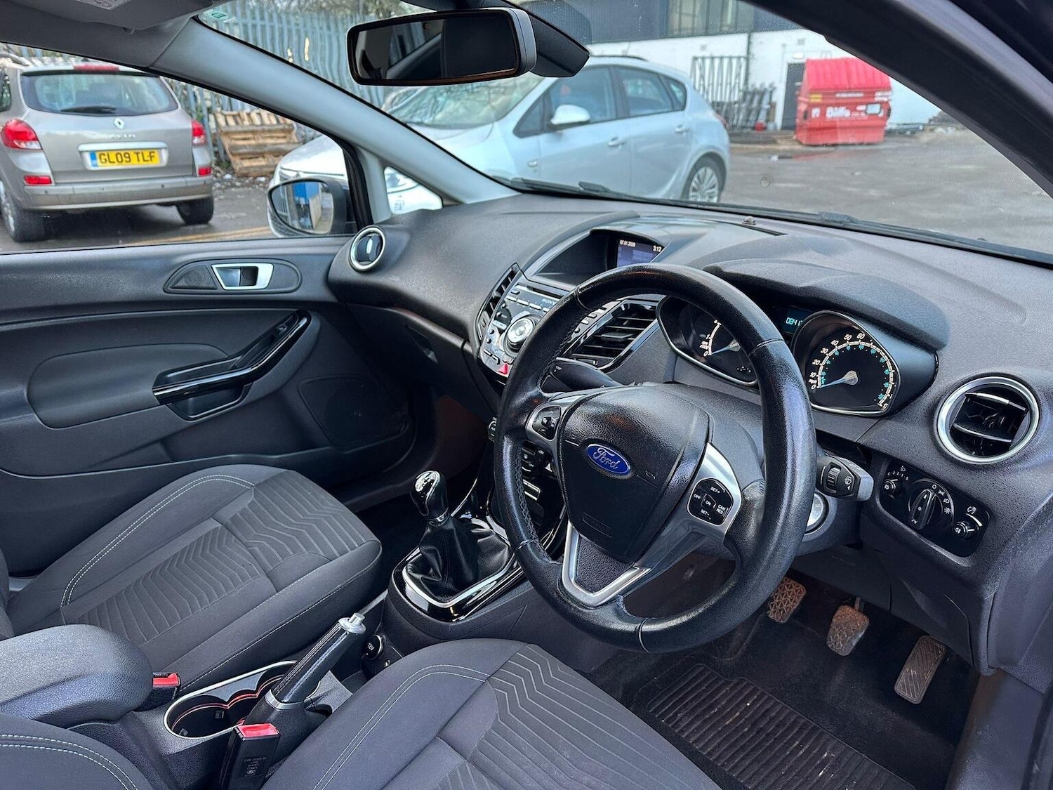 Used Ford Fiesta 2015 for sale - 77173098: Photo 14