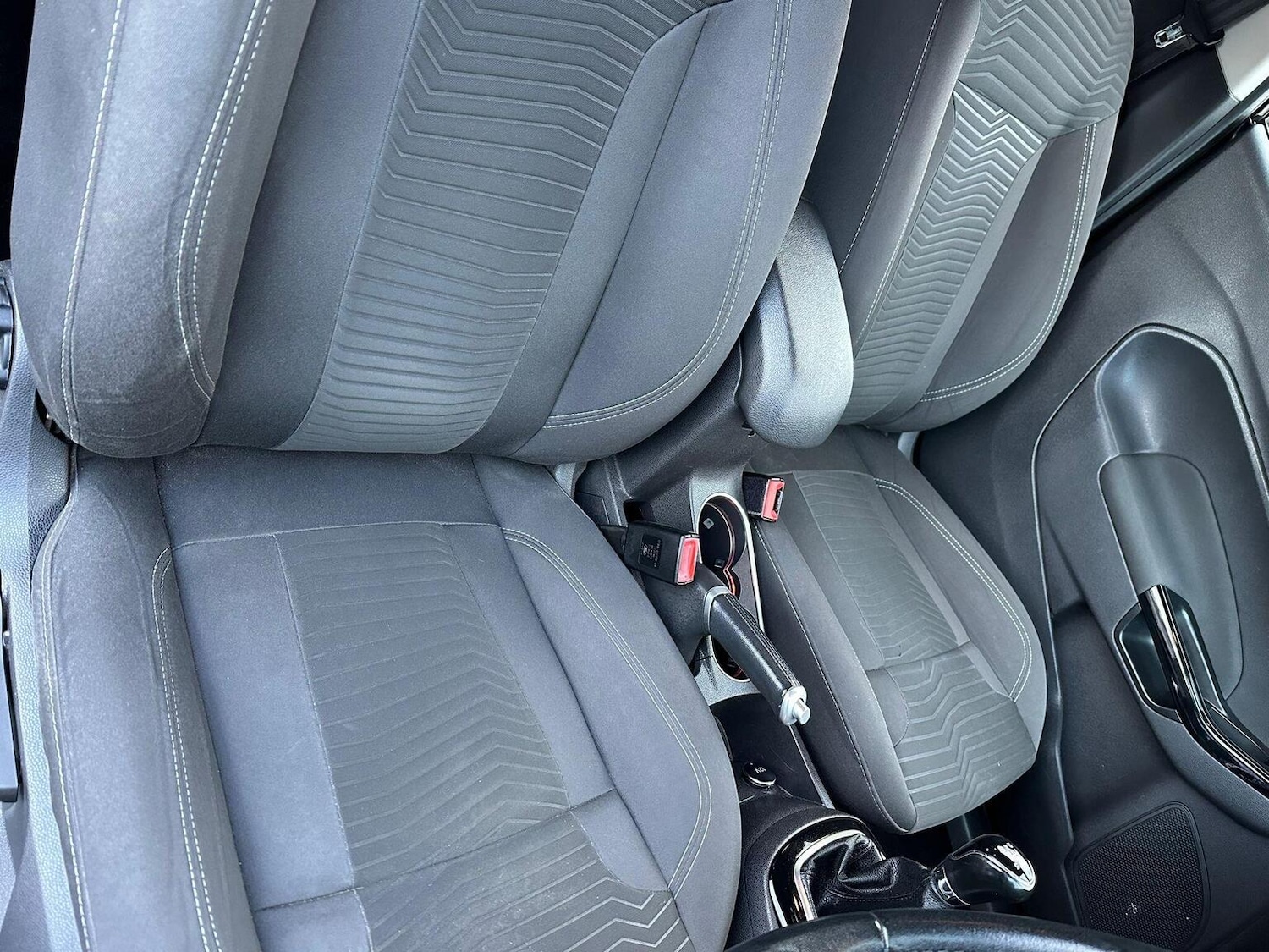 Used Ford Fiesta 2015 for sale - 77173098: Photo 16