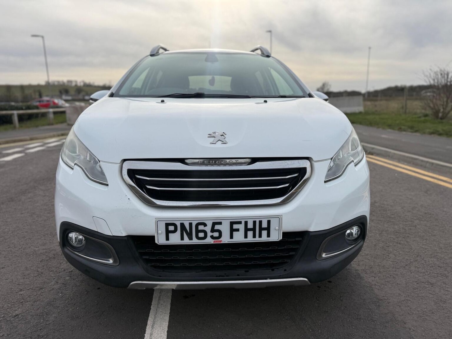 Used Peugeot 2008 2015 for sale - 77584601: Photo 2