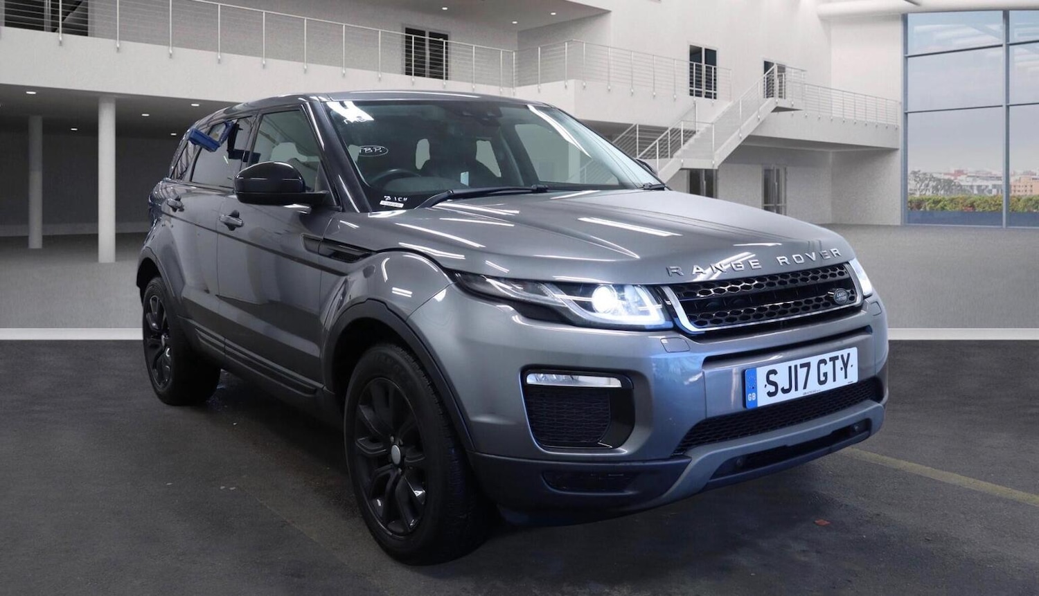 Used Land Rover Range Rover Evoque 2017 for sale - 77282733: Photo 1