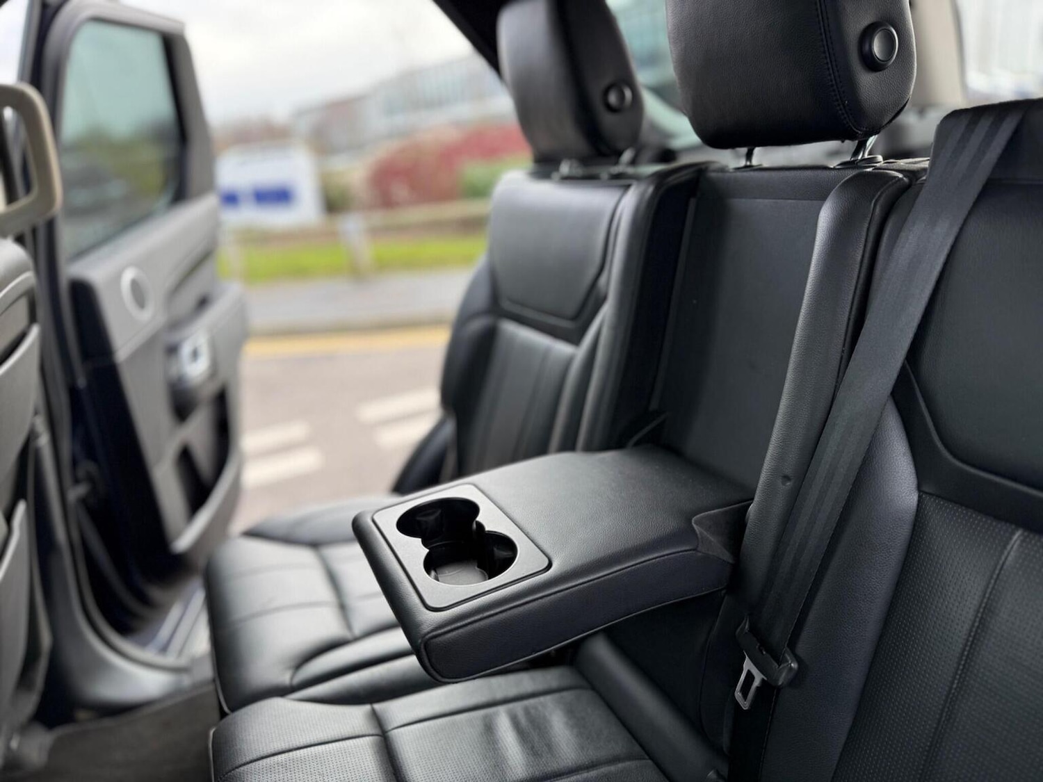 Used Land Rover Discovery 2017 for sale - 77370613: Photo 21