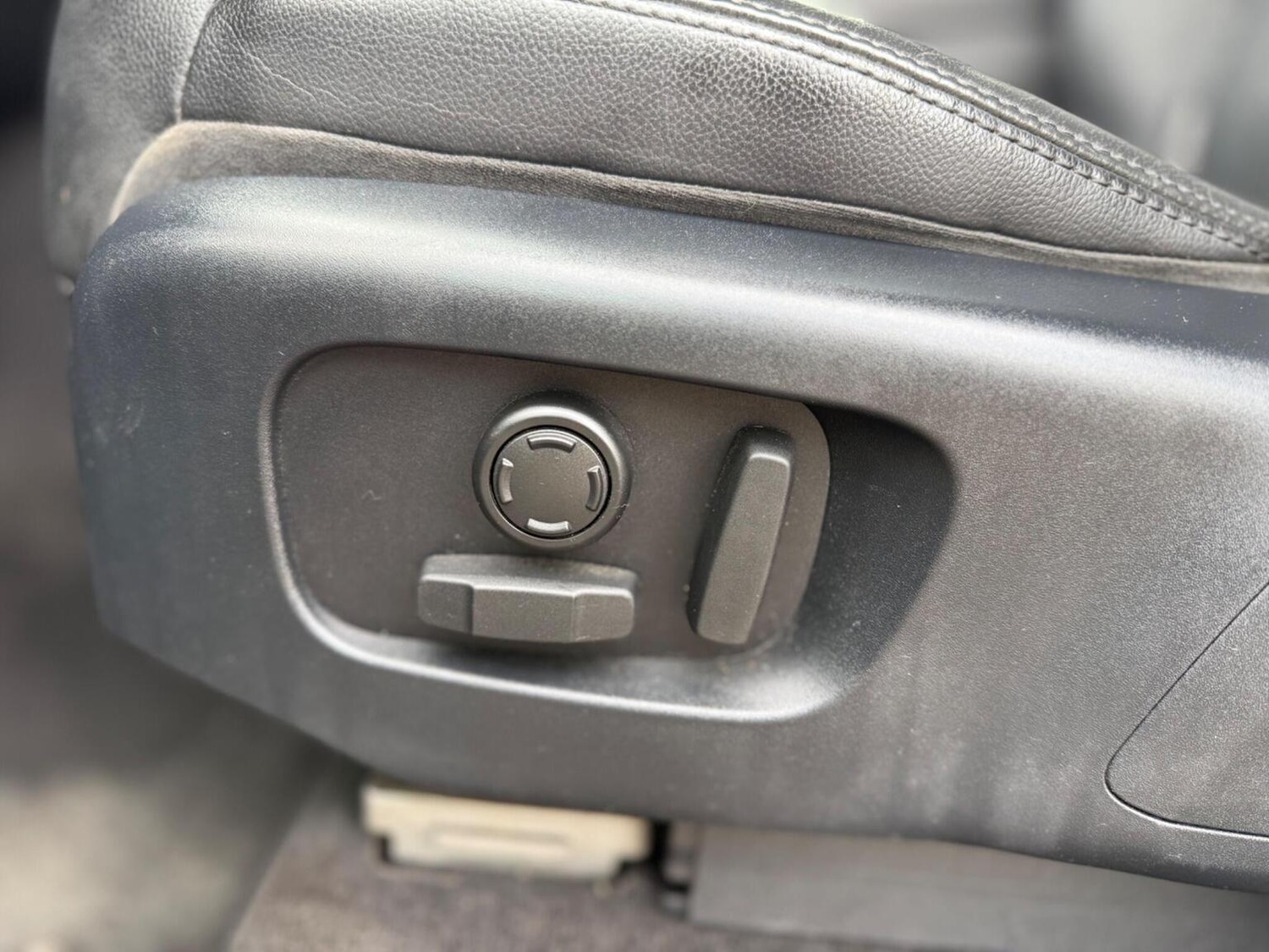 Used Land Rover Discovery 2017 for sale - 77370613: Photo 25