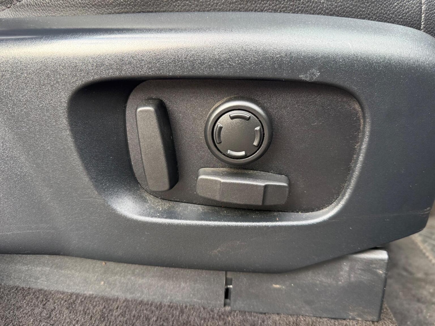 Used Land Rover Discovery 2017 for sale - 77370613: Photo 26