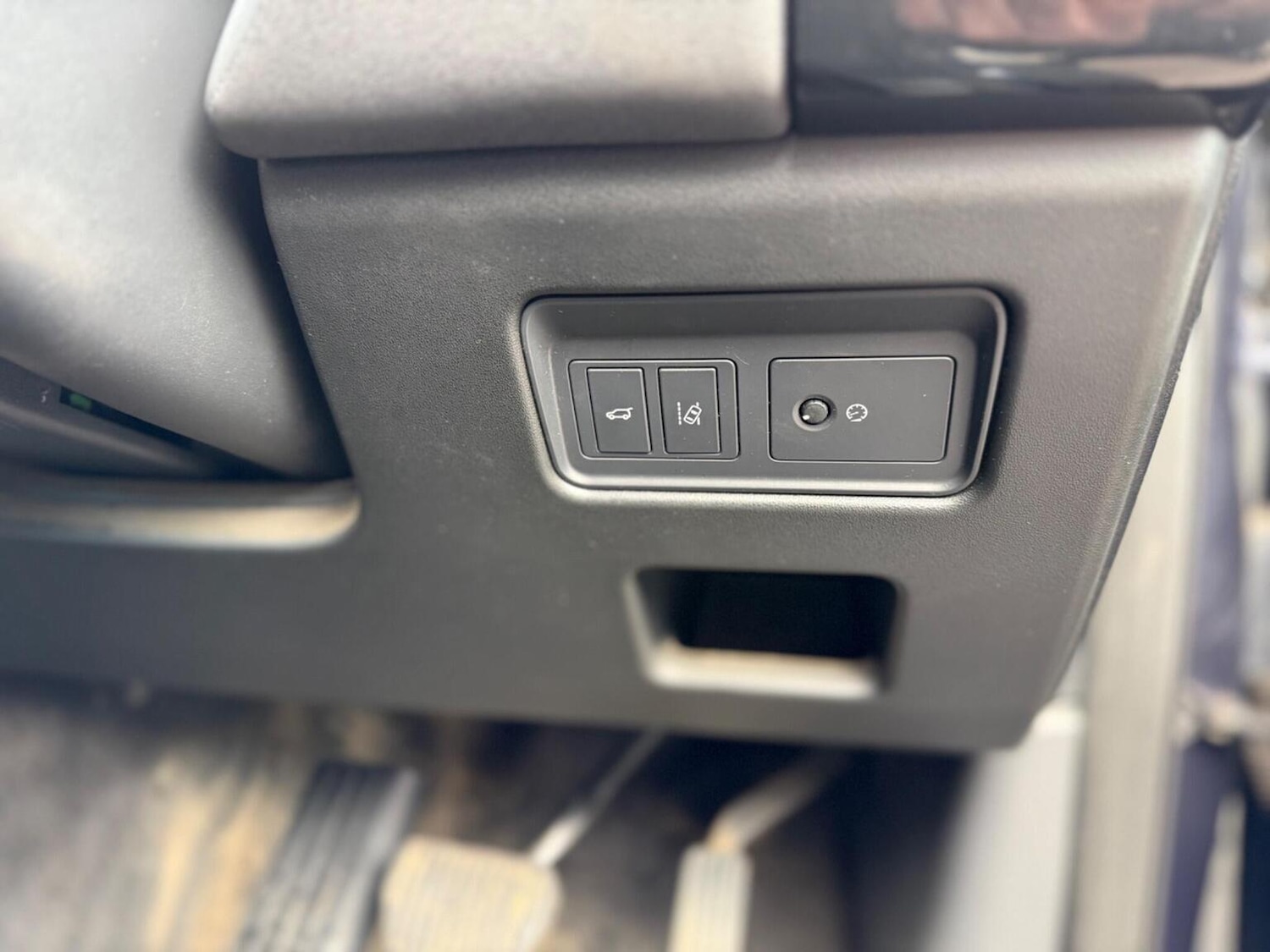 Used Land Rover Discovery 2017 for sale - 77370613: Photo 34