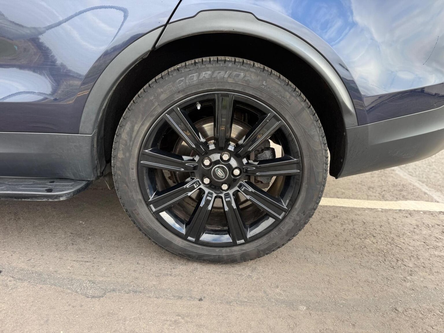 Used Land Rover Discovery 2017 for sale - 77370613: Photo 41