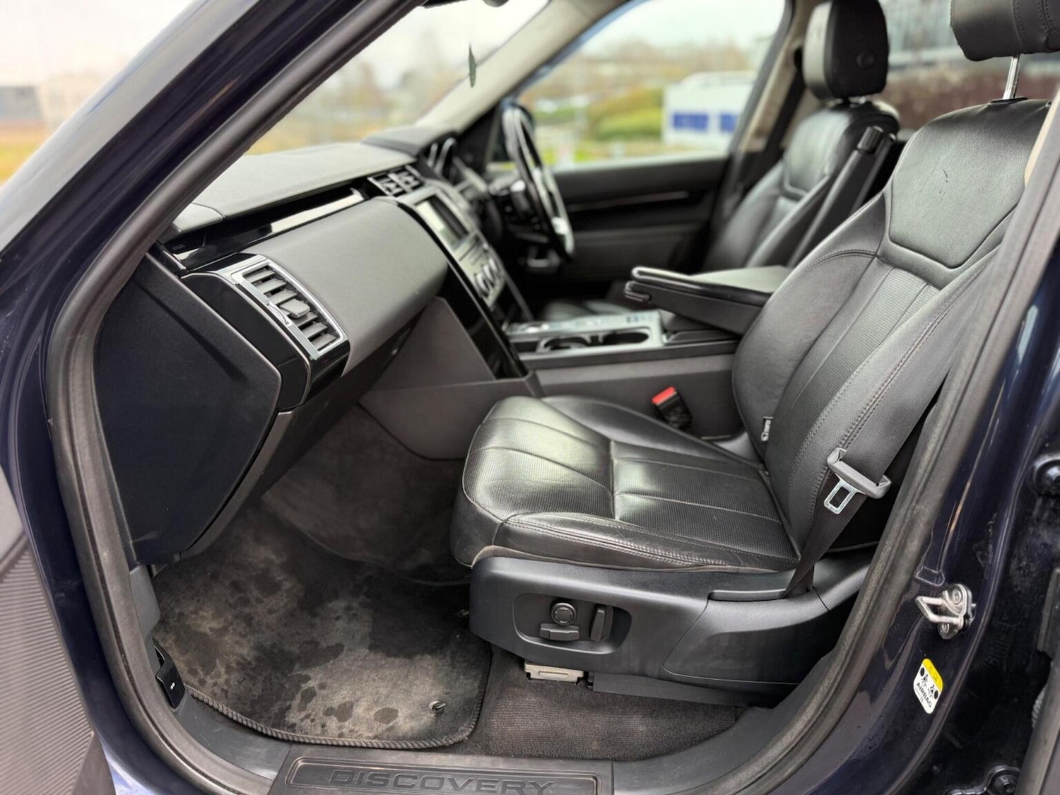 Used Land Rover Discovery 2017 for sale - 77370613: Photo 52