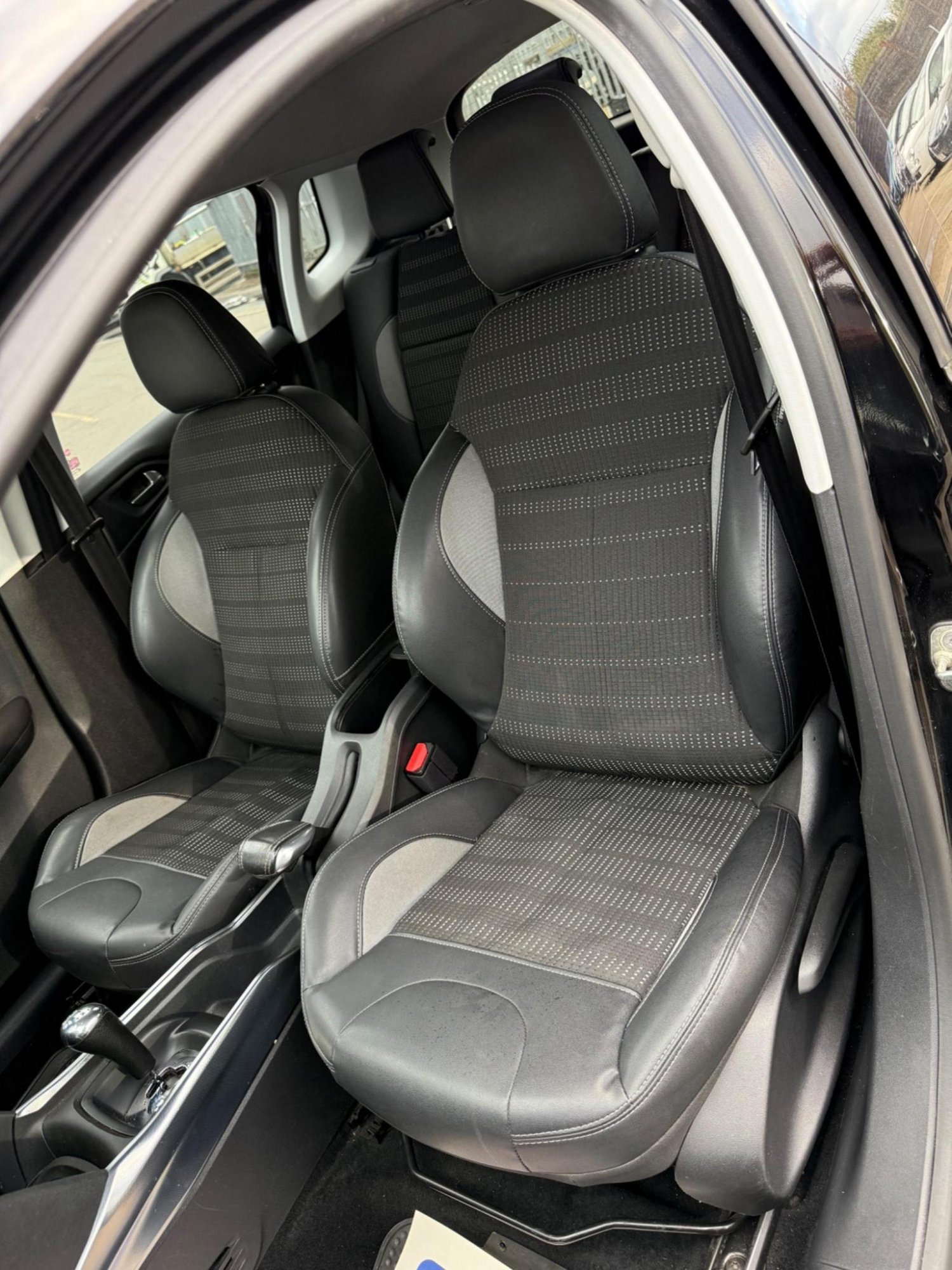 Used Peugeot 2008 2014 for sale - 77173075: Photo 21