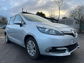 2014 - 1.5 dCi Dynamique TomTom 5dr EDC