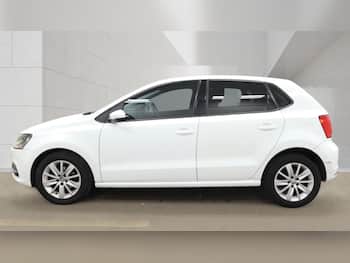 Used Volkswagen Polo 2015 for sale - 79739767: Photo