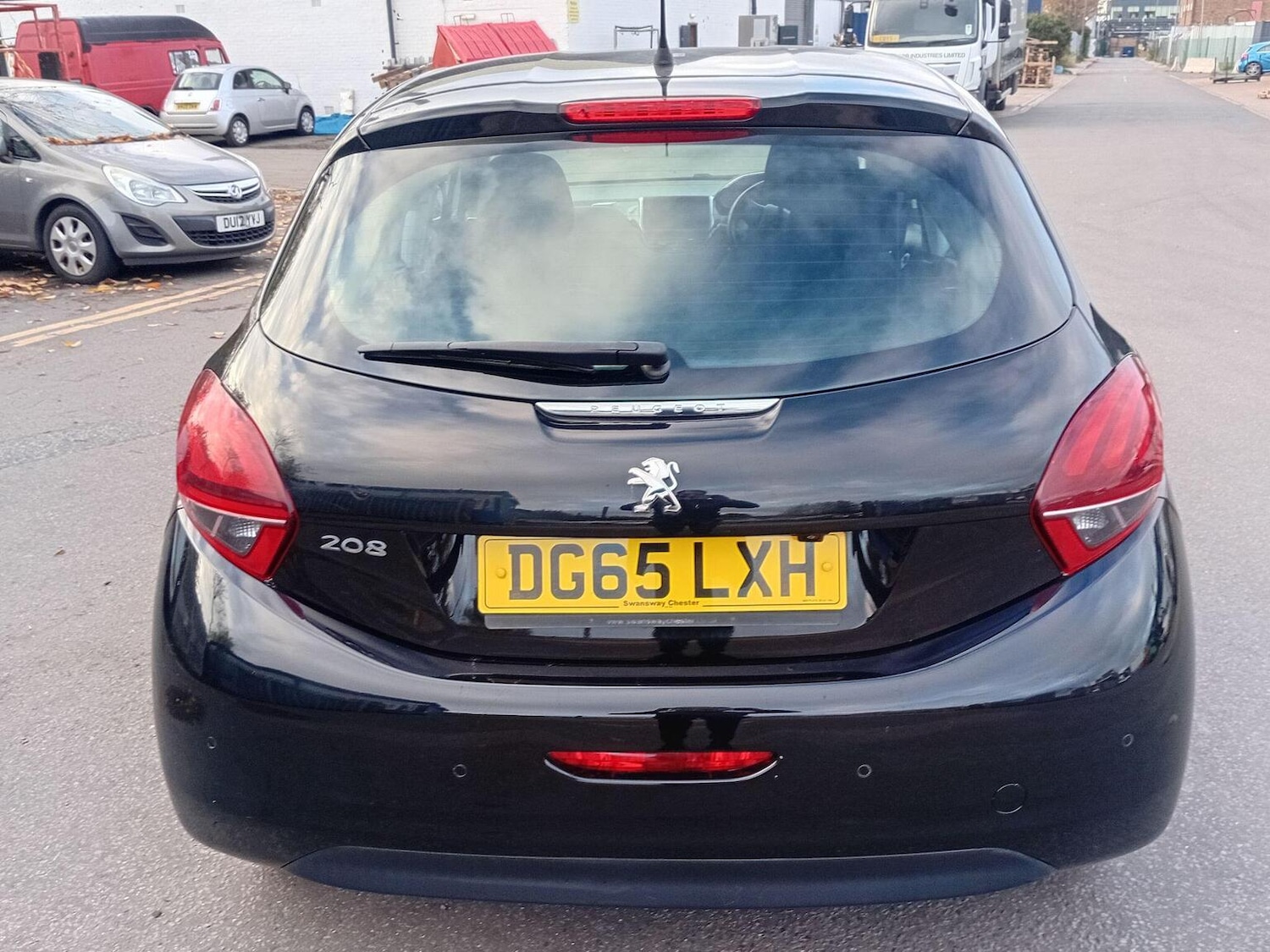 Used Peugeot 208 2015 for sale - 77173105: Photo 17