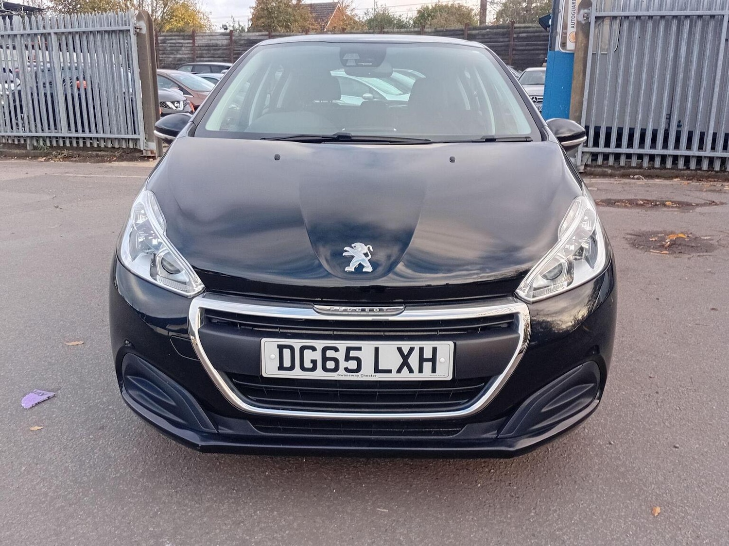 Used Peugeot 208 2015 for sale - 77173105: Photo 3