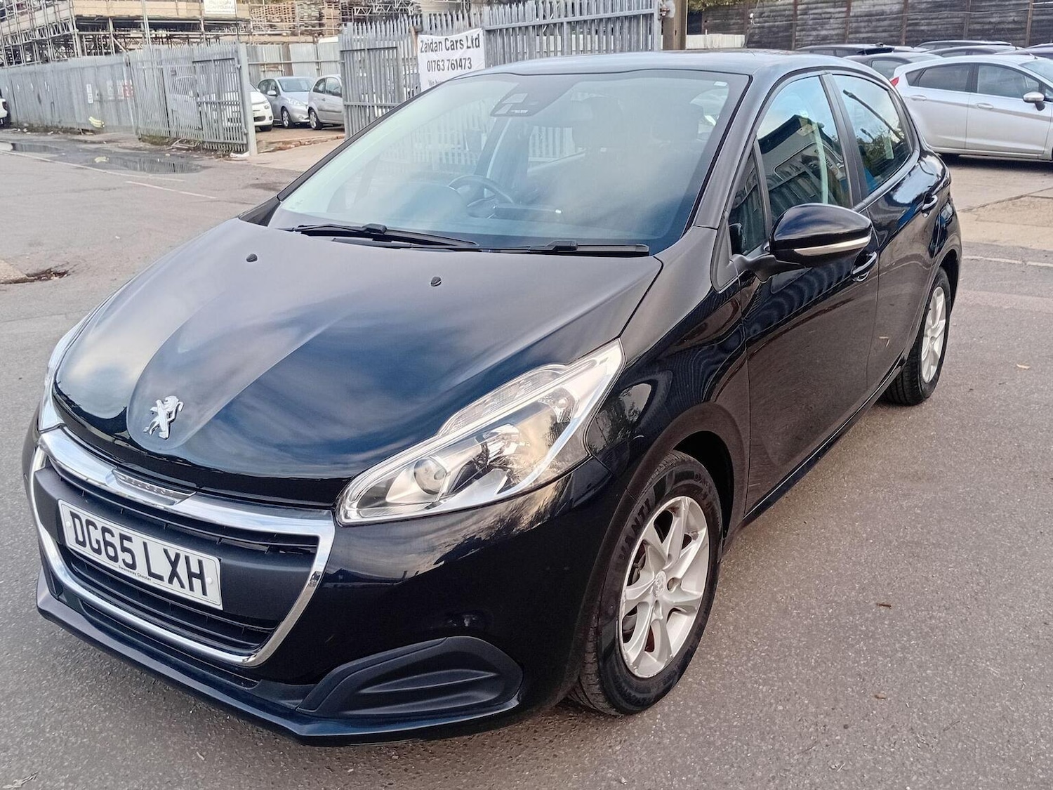 Used Peugeot 208 2015 for sale - 77173105: Photo 9
