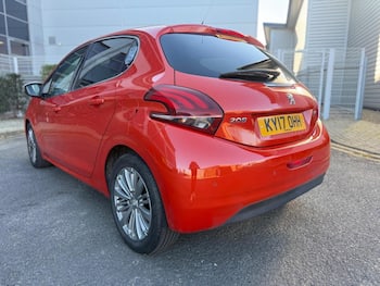 Used Peugeot 208 2017 for sale - 79835939: Photo
