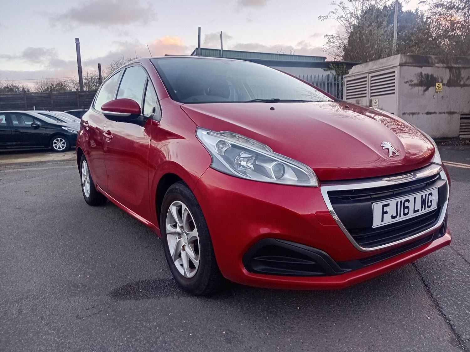 Used Peugeot 208 2017 for sale - 77173069: Photo 10