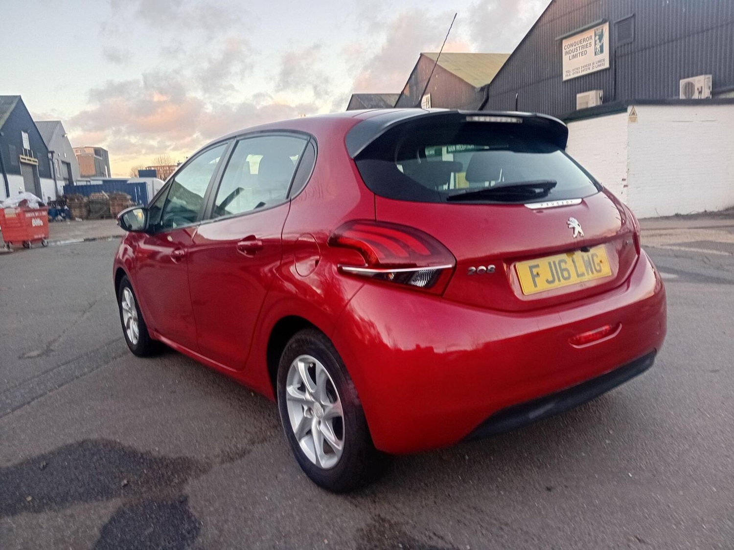 Used Peugeot 208 2017 for sale - 77173069: Photo 17
