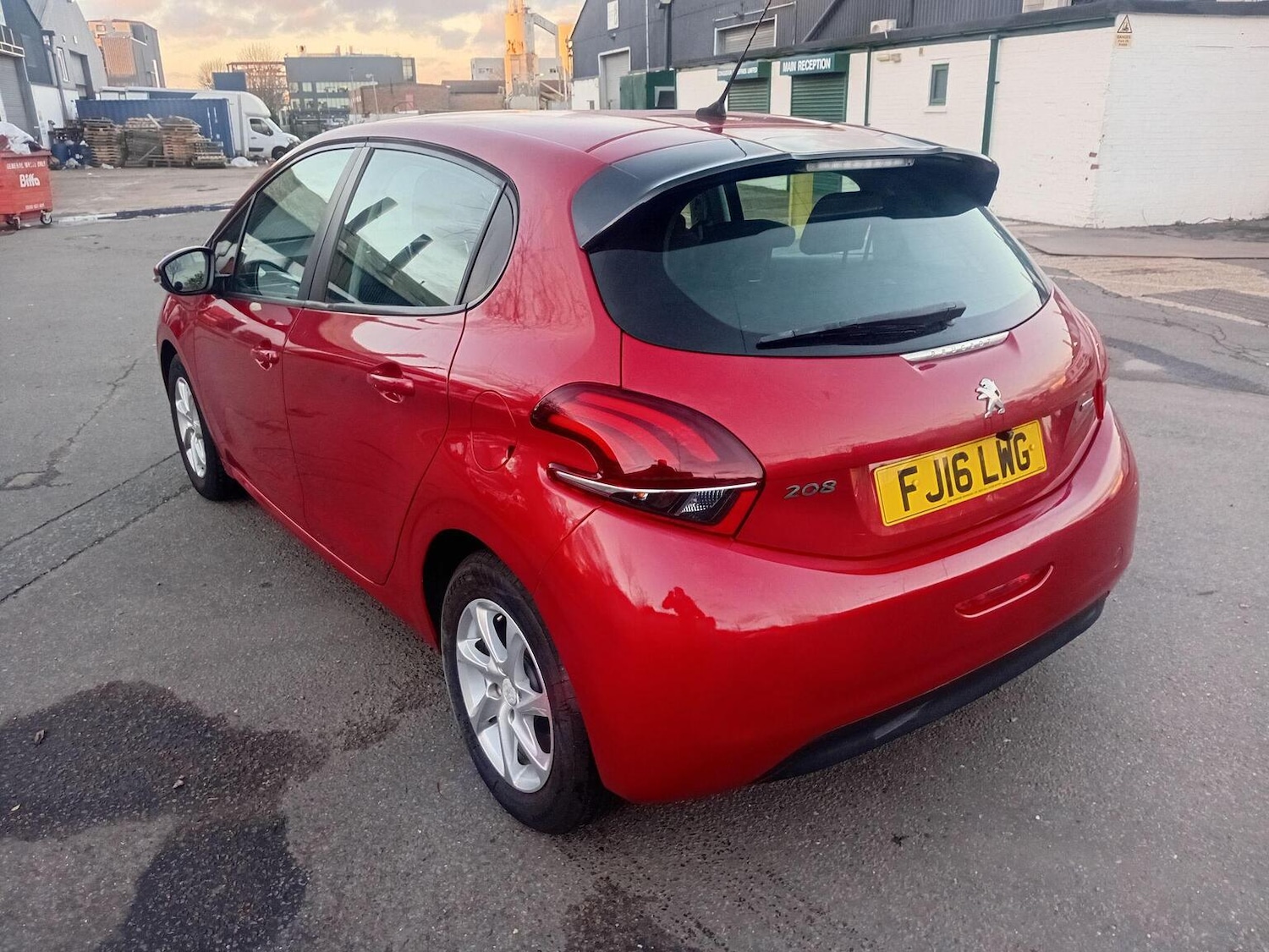 Used Peugeot 208 2017 for sale - 77709030: Photo 12