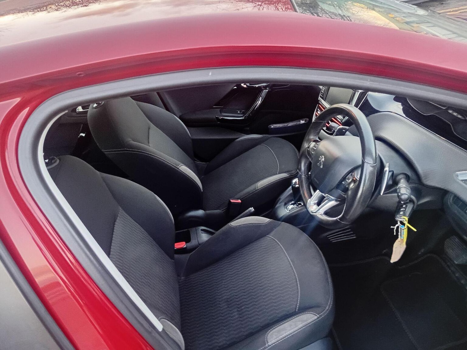 Used Peugeot 208 2017 for sale - 77709030: Photo 20