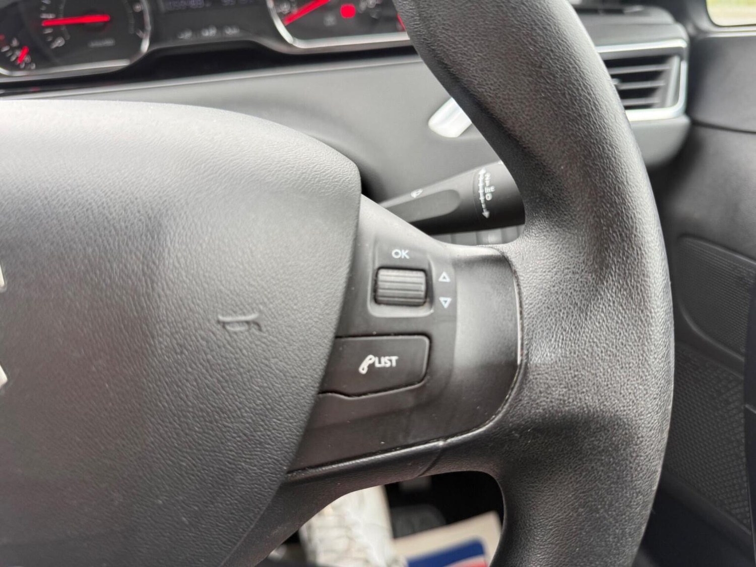 Used Peugeot 208 2014 for sale - 78004385: Photo 19