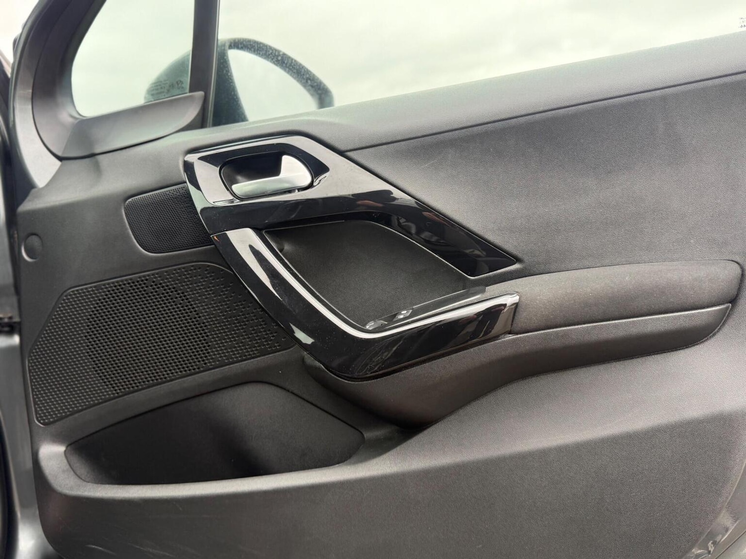 Used Peugeot 208 2014 for sale - 78004385: Photo 20