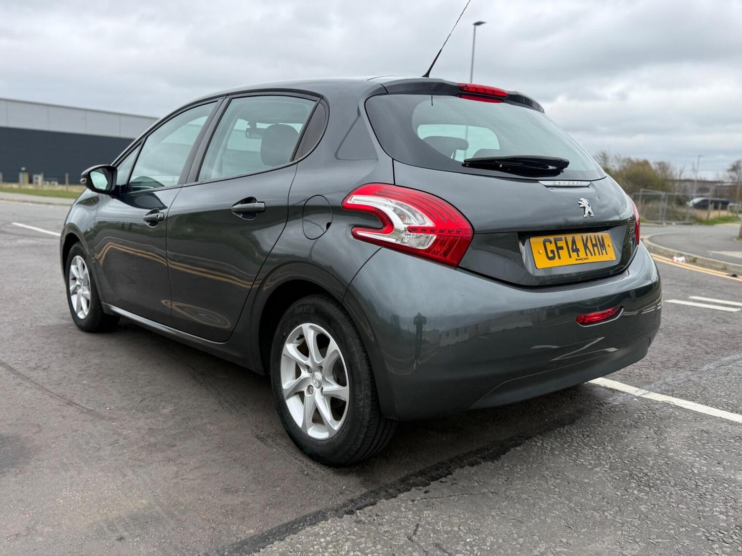 Used Peugeot 208 2014 for sale - 78004385: Photo 4