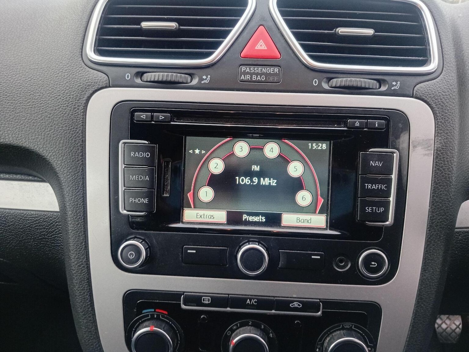 Used Volkswagen Scirocco 2012 for sale - 77173092: Photo 21