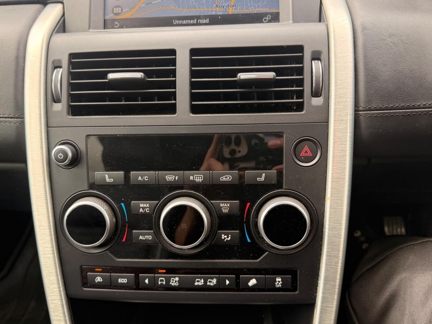 Used Land Rover Discovery Sport 2015 for sale - 77172983: Photo 33