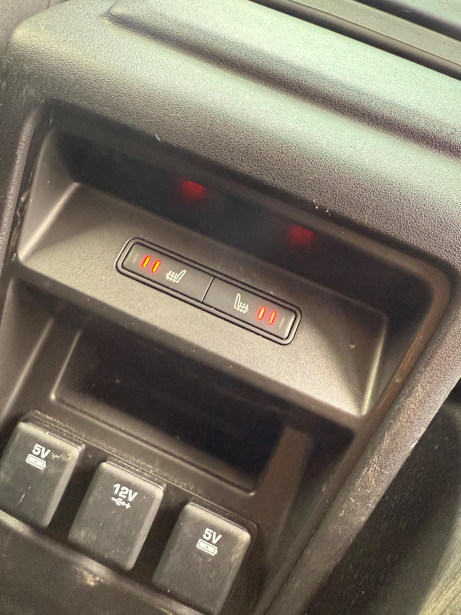 Used Land Rover Discovery Sport 2015 for sale - 77172983: Photo 37