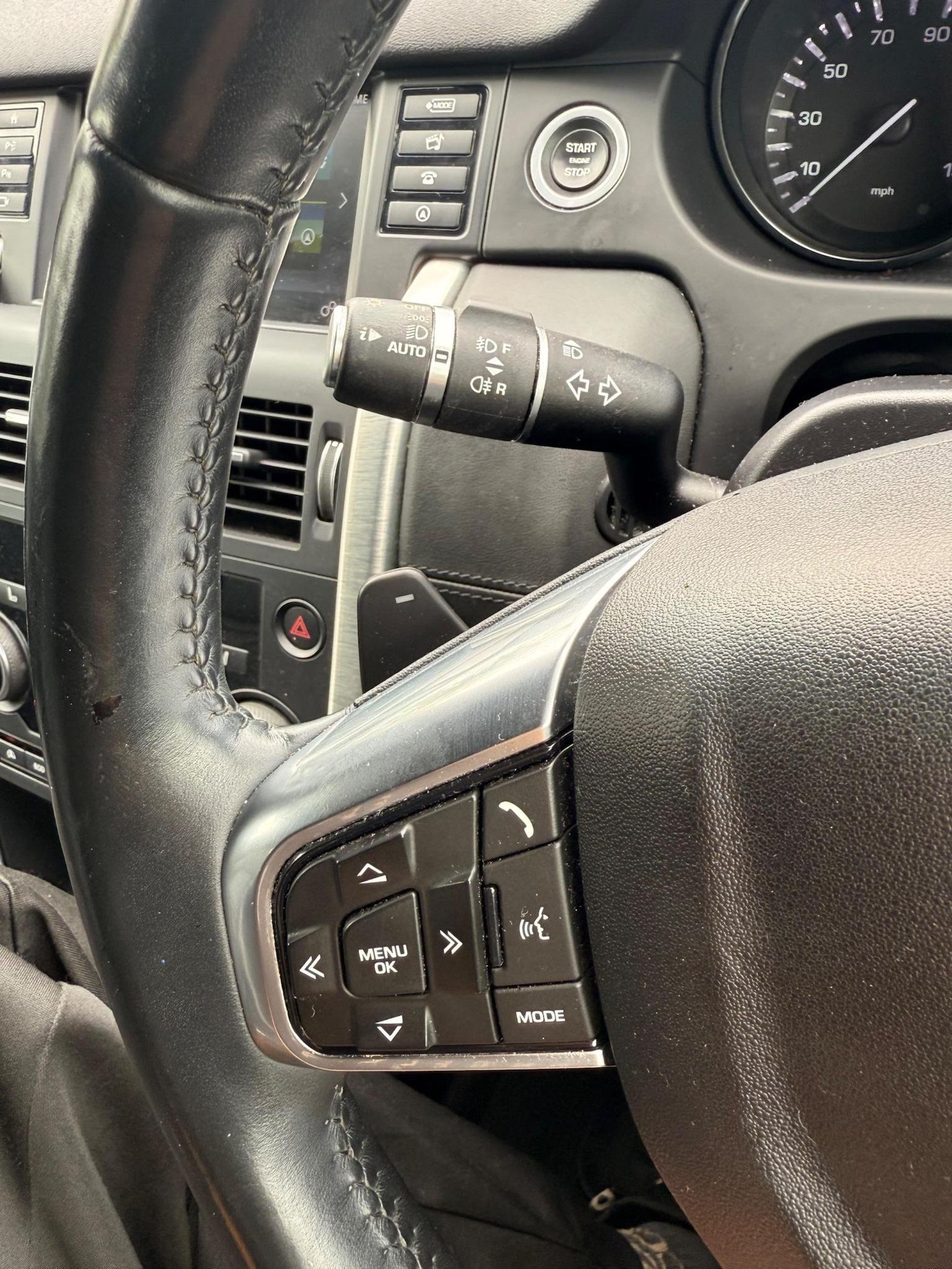 Used Land Rover Discovery Sport 2015 for sale - 77172983: Photo 38