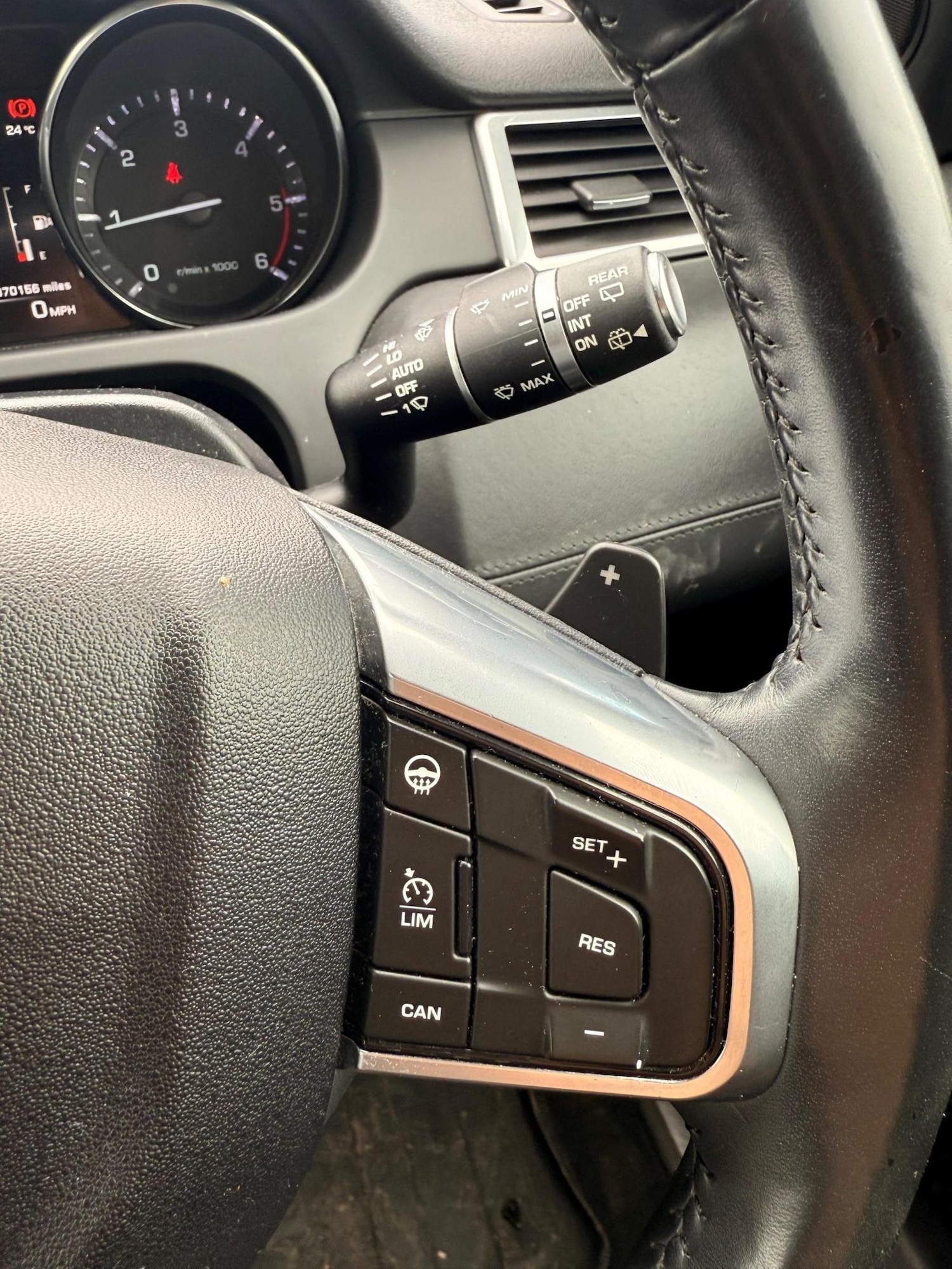 Used Land Rover Discovery Sport 2015 for sale - 77172983: Photo 39