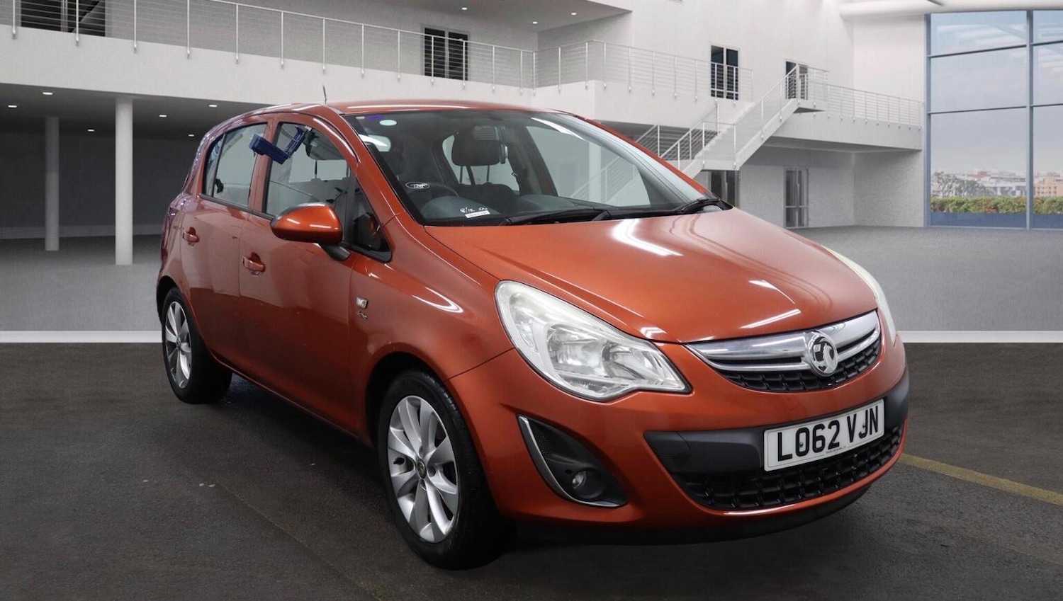 Used Vauxhall Corsa 2013 for sale - 77813140: Photo 2