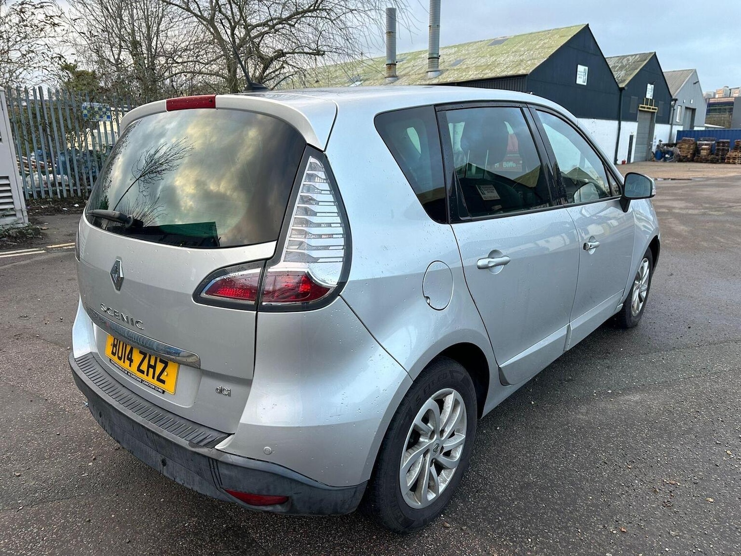 Used Renault Scenic 2014 for sale - 77173103: Photo 6