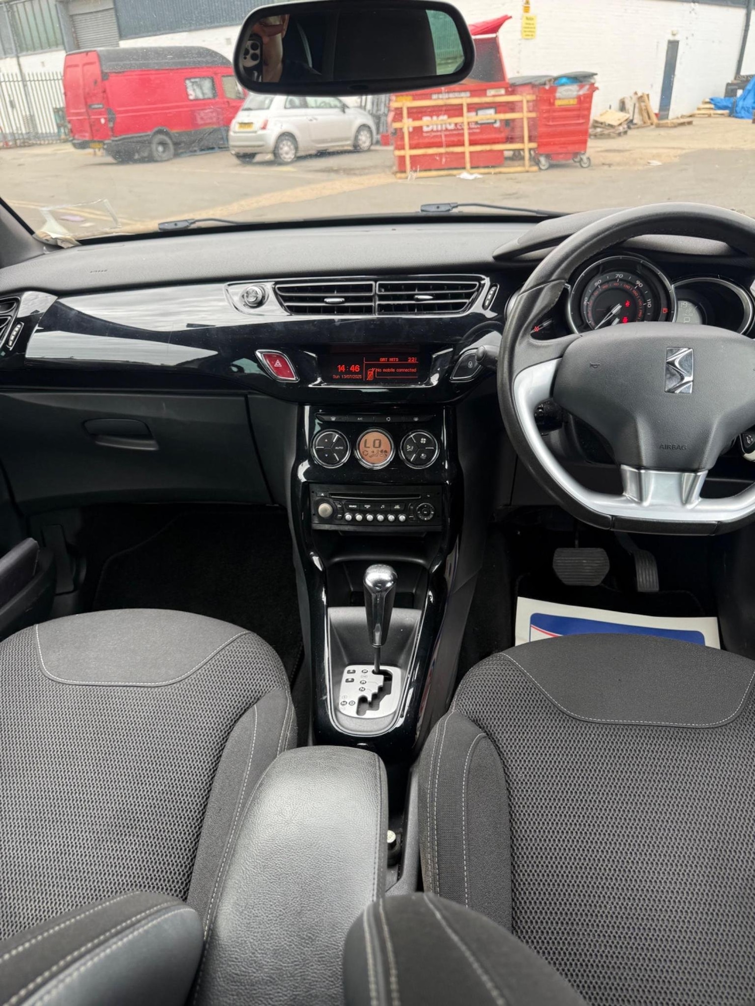 Used Citroen DS3 2014 for sale - 77172995: Photo 25