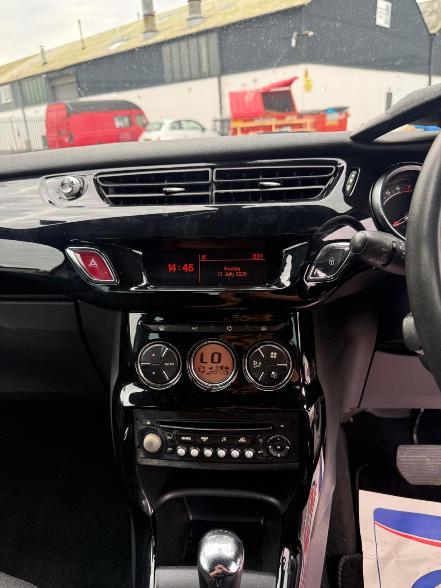 Used Citroen DS3 2014 for sale - 77172995: Photo 28