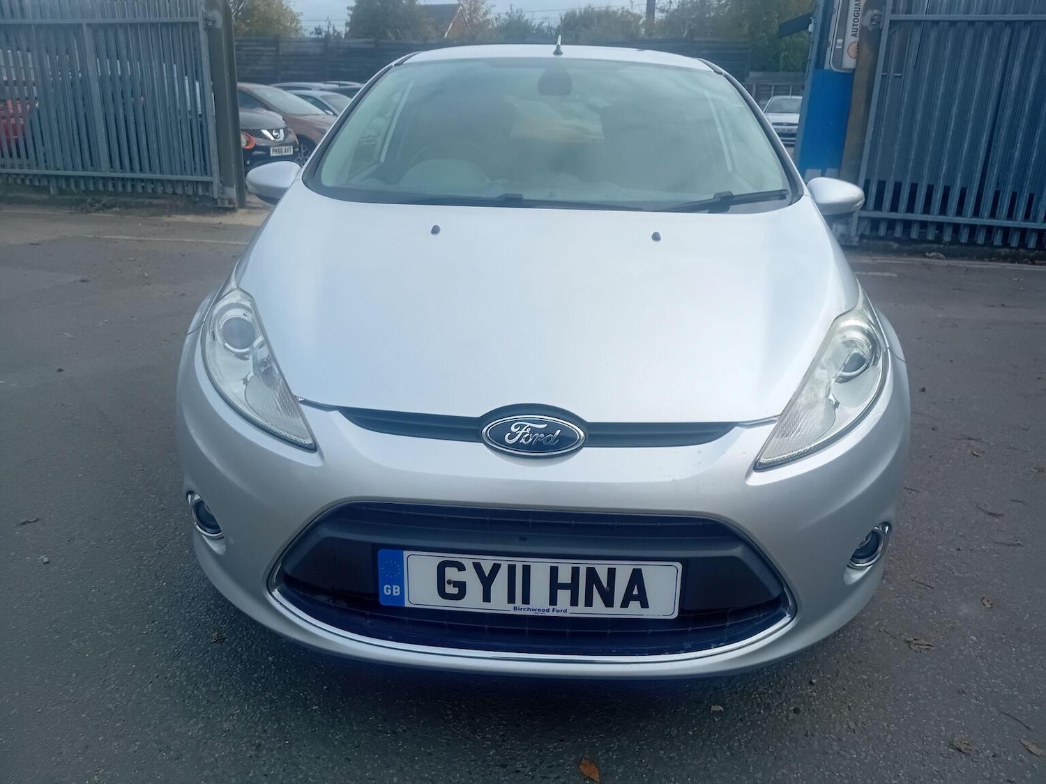 Used Ford Fiesta 2011 for sale - 77173110: Photo 2